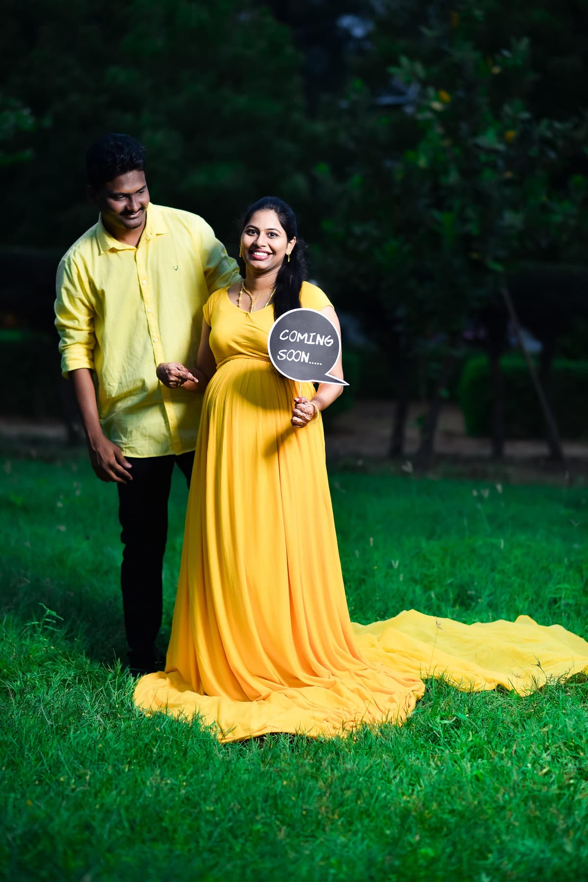 Maternity portraits in Coimbatore